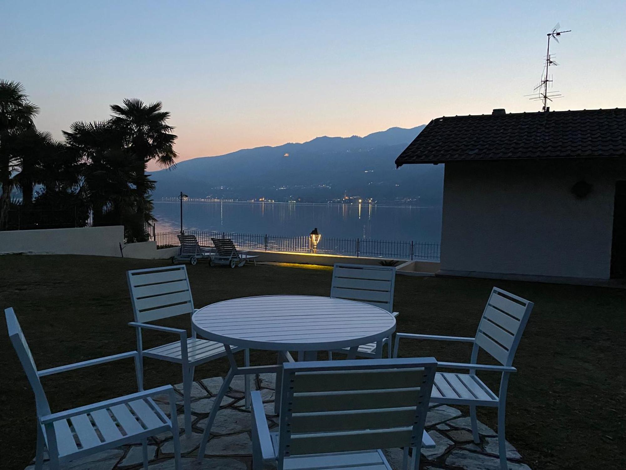La Playa Cottage Con Spiaggia Privata Pettenasco Buitenkant foto